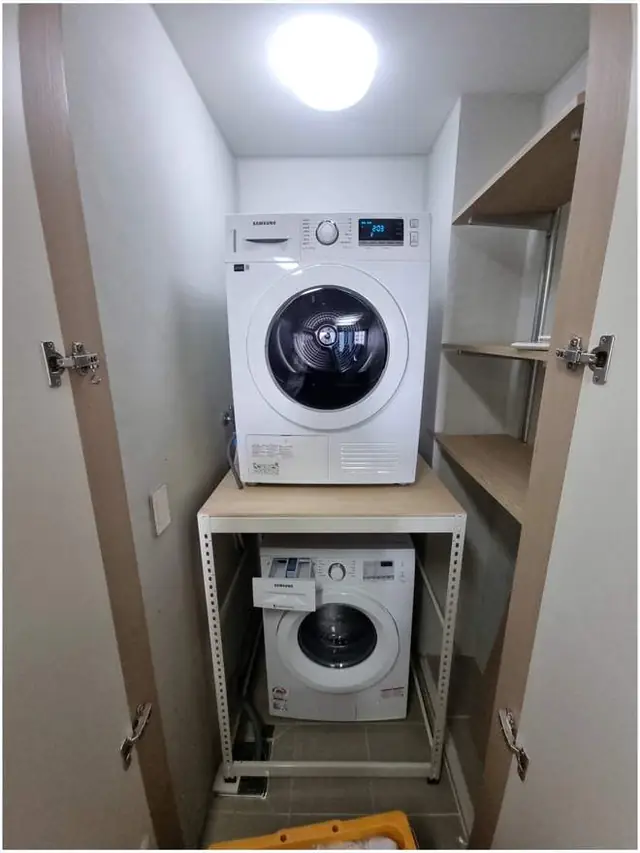 벽면 선반 철거 후 건조기 랙 작업 후